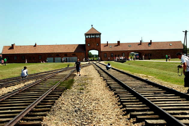 Entrada al campo de exterminio de Birkenau
