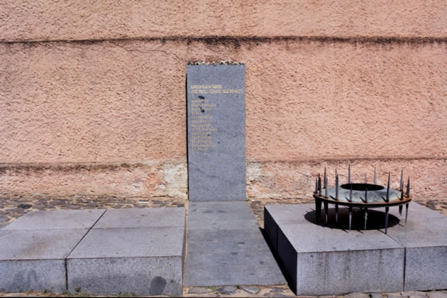 Memorial de recuerdo de los campos de concentración y exterminio